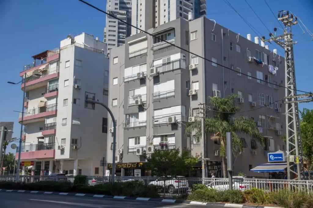 Apartments4you Bally - главное фото