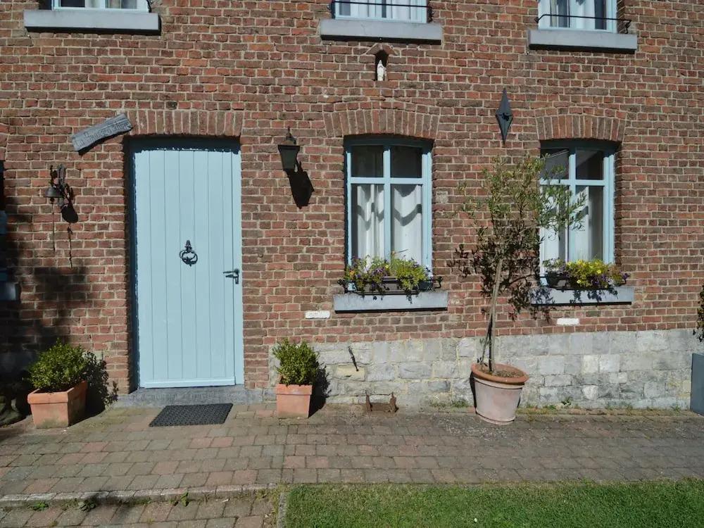 Pleasant Holiday Home With Garden in Ciney - главное фото