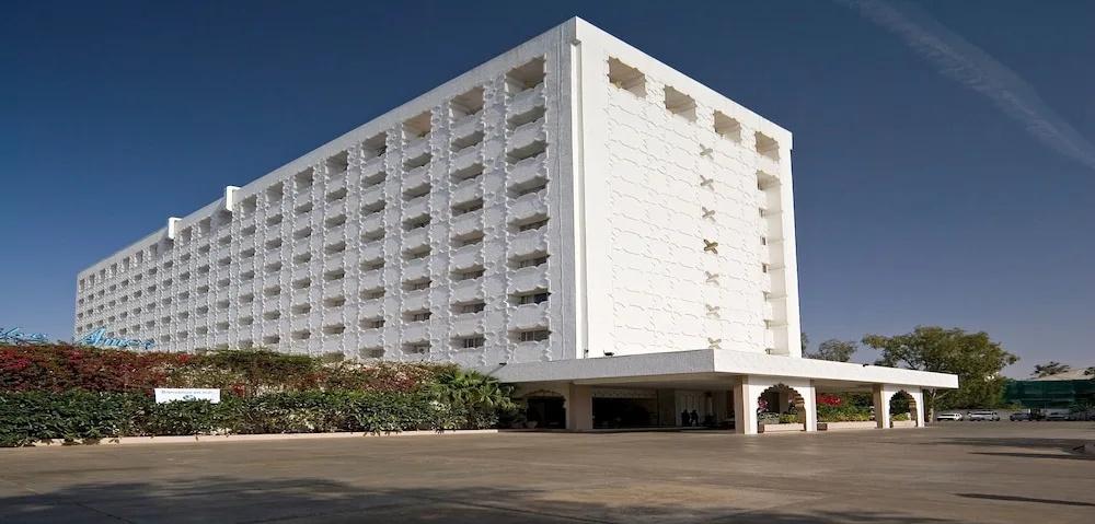 Hotel Clarks Amer - главное фото