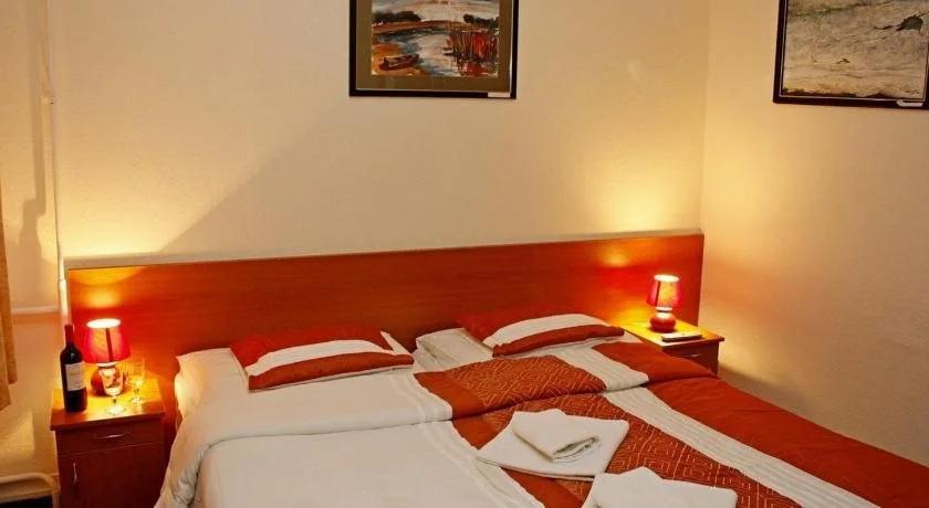 Hotel Phönix - главное фото