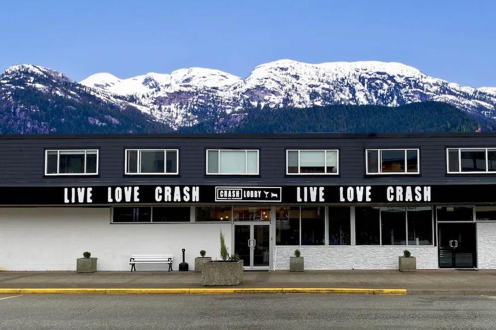 Crash Hotel Squamish - главное фото