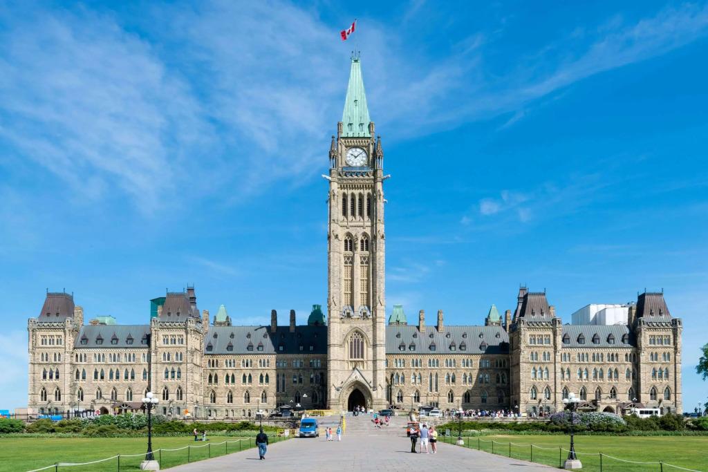 Ramada Plaza by Wyndham Gatineau/Manoir du Casino - главное фото