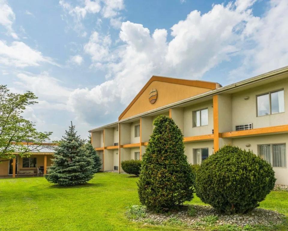 Rodeway Inn - главное фото