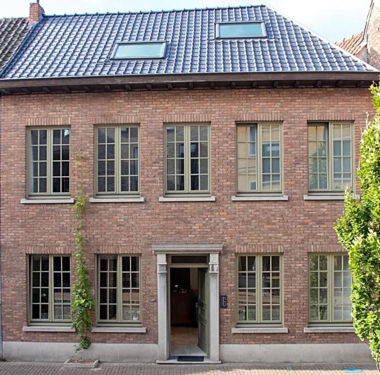 Deur6 - главное фото