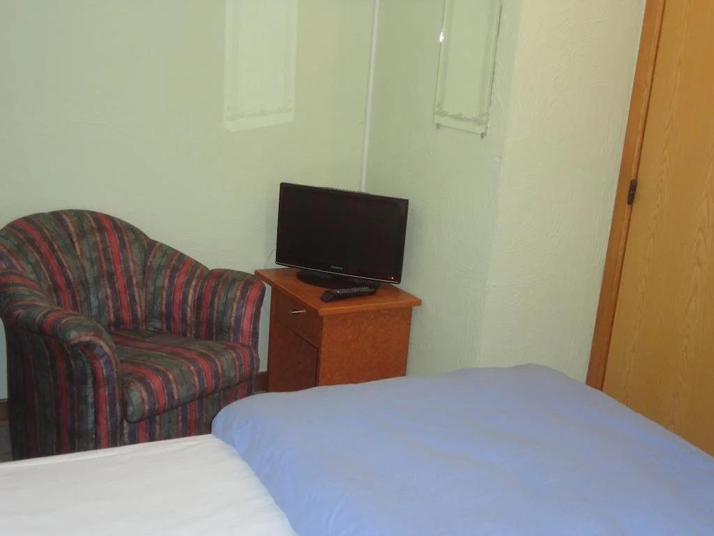 Hotel-au-central - главное фото