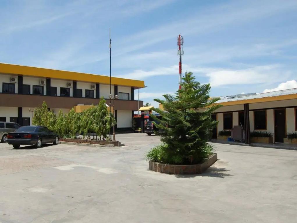 Grand Sari Hotel - главное фото