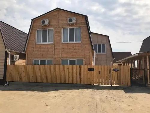 Domik na Lazurnom 23 - главное фото