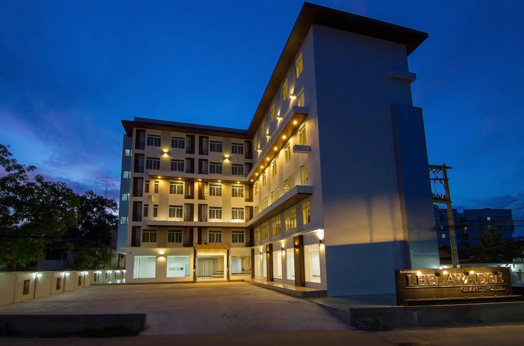 Leelawadee Grand Hotel - главное фото