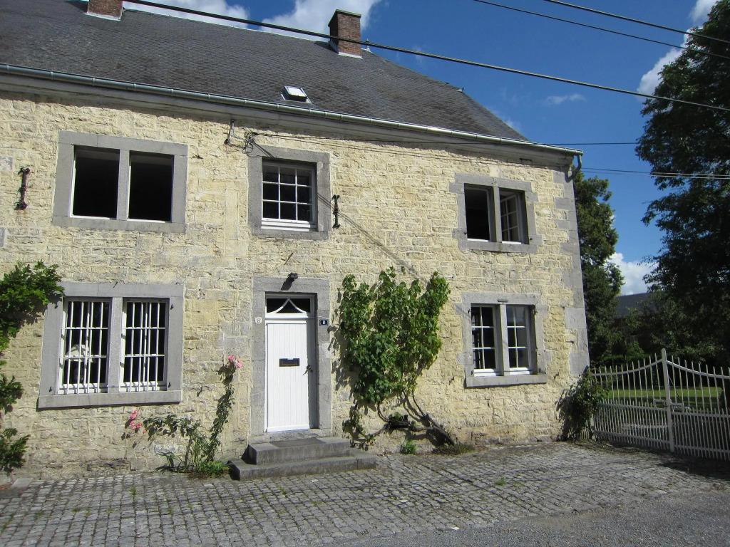 Lavish Holiday Home in Forrieres With Sauna - главное фото