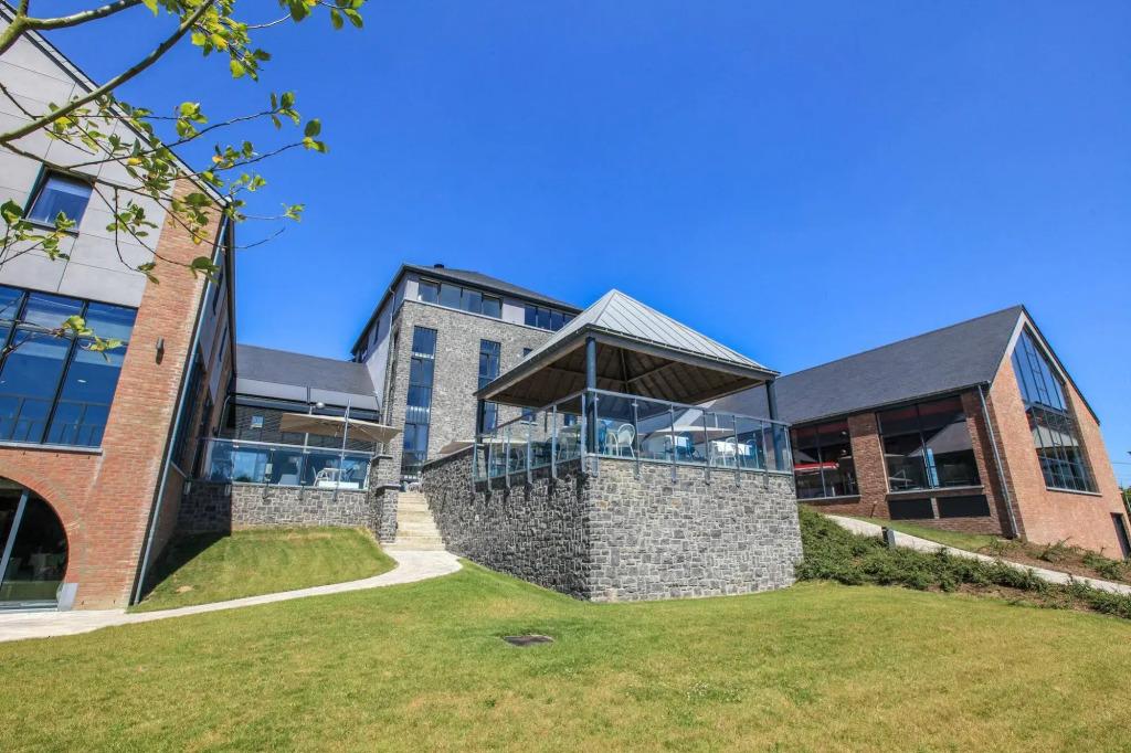 Azur en Ardenne - главное фото