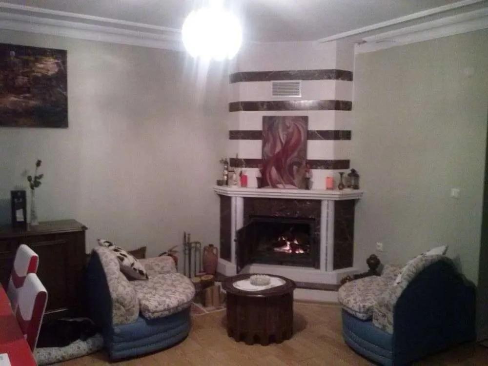 Lara Konukevi - главное фото