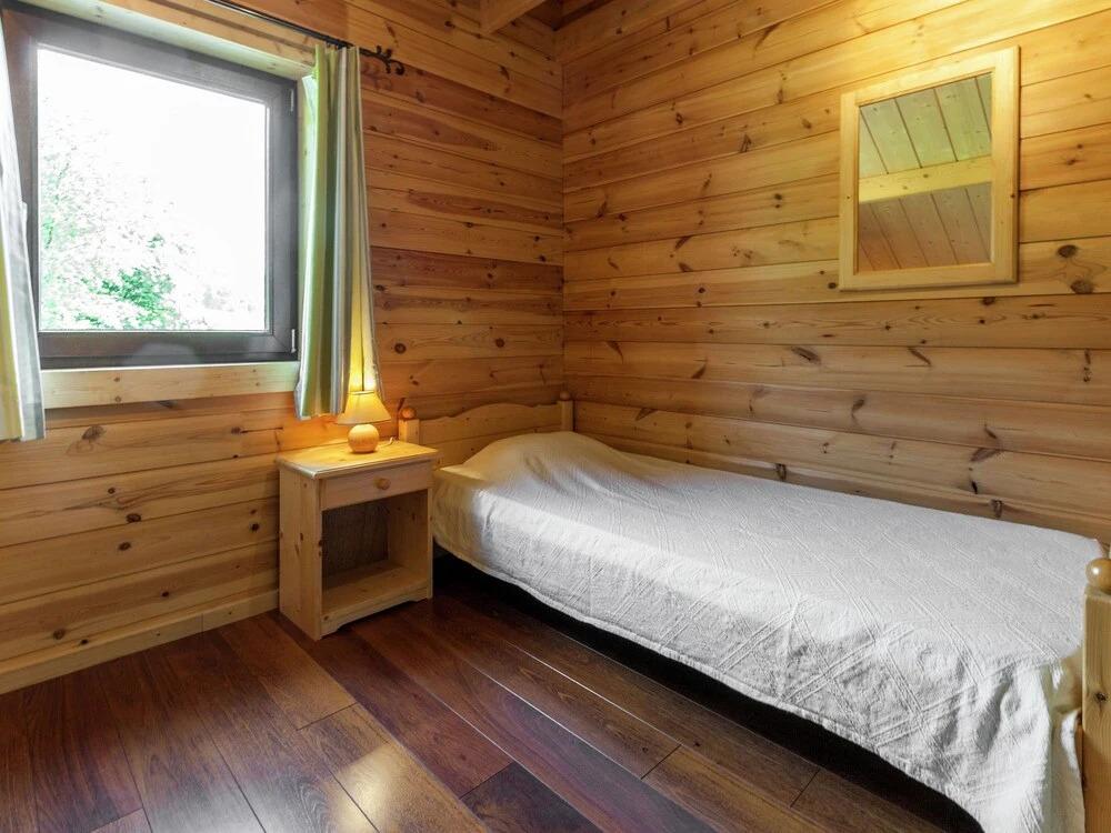 Spacious Holiday Home in Vresse-sur-Semois with Garden - главное фото