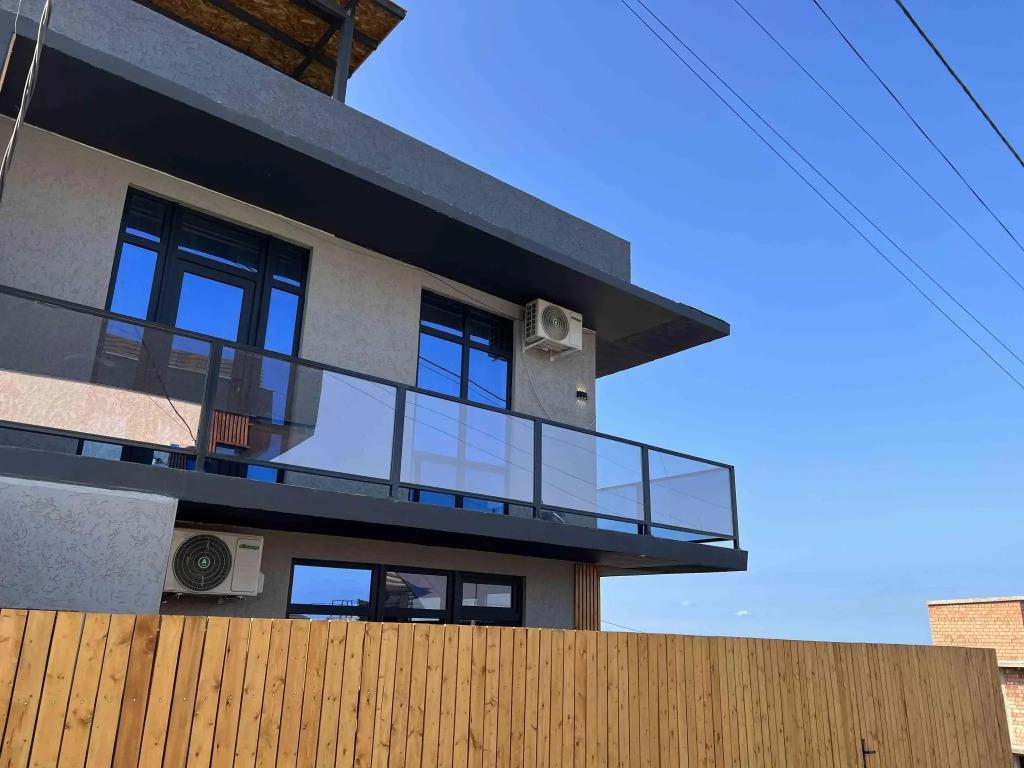 Современный двухэтажный коттедж у моря в пригороде Избербаша - главное фото