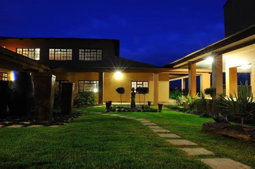 Kwantu Private Game Reserve - главное фото