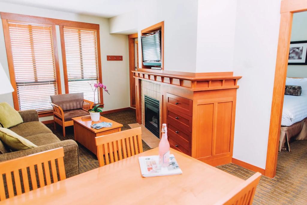 Pan Pacific Whistler Mountainside - главное фото