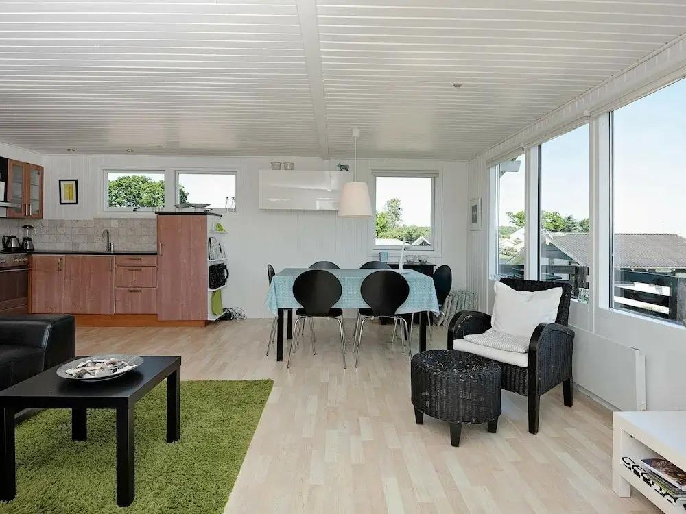 Peaceful Holiday Home in Juelsminde With Terrace - главное фото