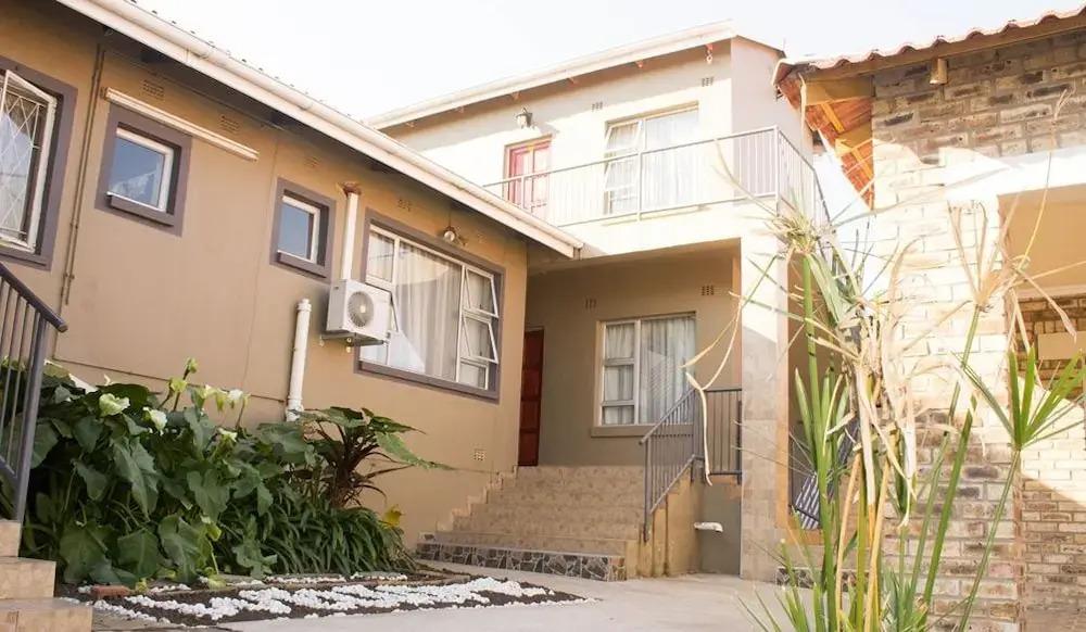 Lilitha Guest Lodge & Conferencing - главное фото