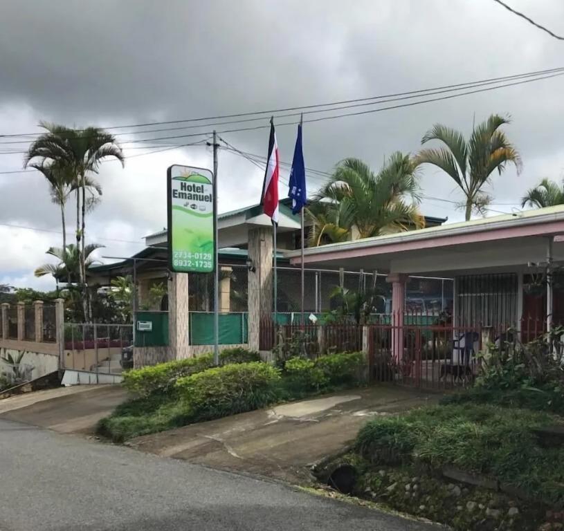 Hotel Emanuel - главное фото