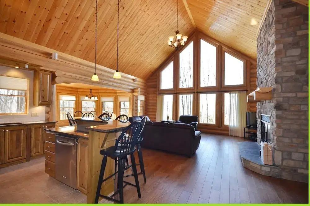 Chalet Deer Lodge - главное фото