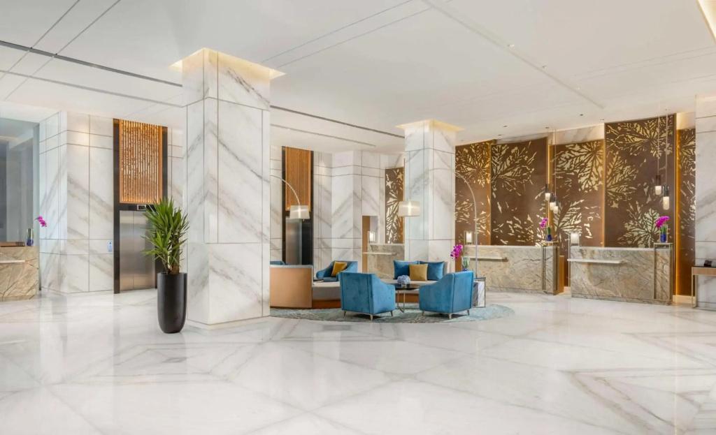 DoubleTree by Hilton Jakarta Bintaro Jaya - главное фото