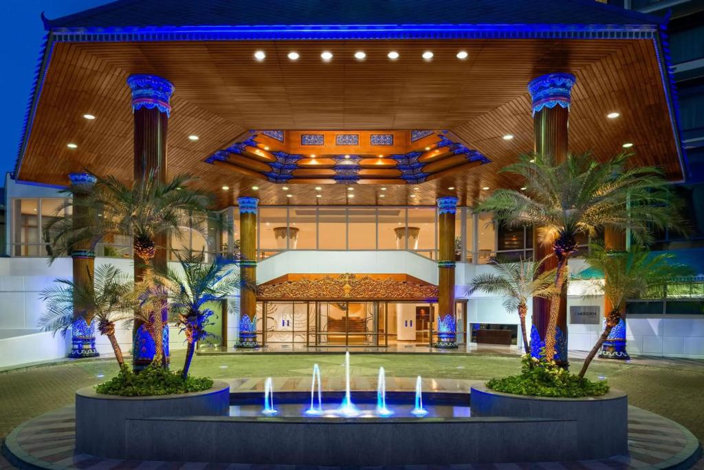 Le Meridien Jakarta - главное фото