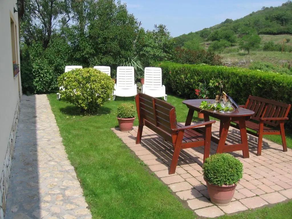 Boglárka Apartman - главное фото