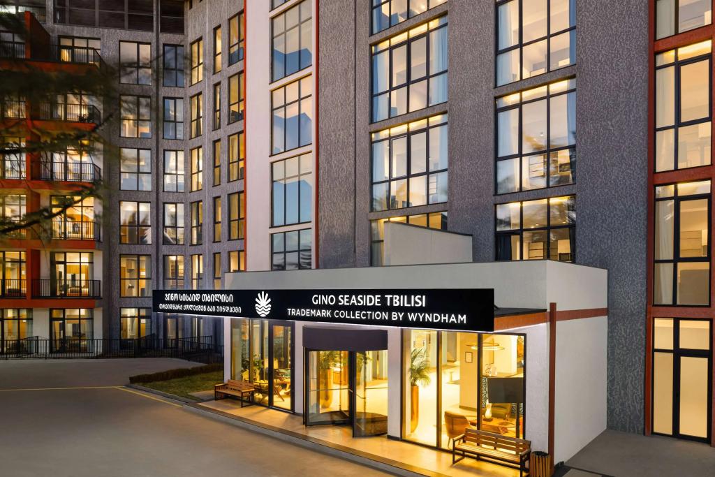 Gino Seaside Tbilisi, Trademark Collection by Wyndham - главное фото
