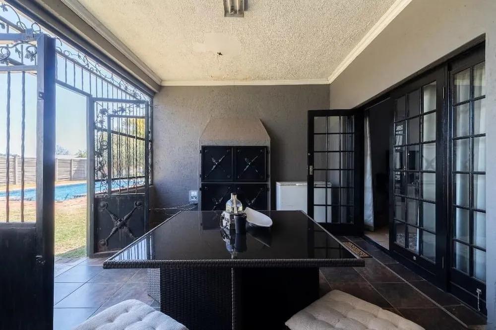 Confluence at 2nd - главное фото