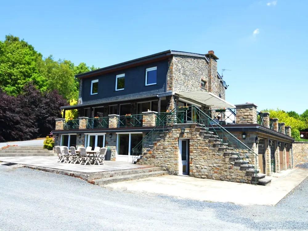 Comfortable Cottage in the Heart of a Beautiful Natural Area with Private Ponds - главное фото