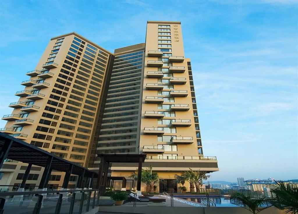 Le Parker International Hotel - главное фото