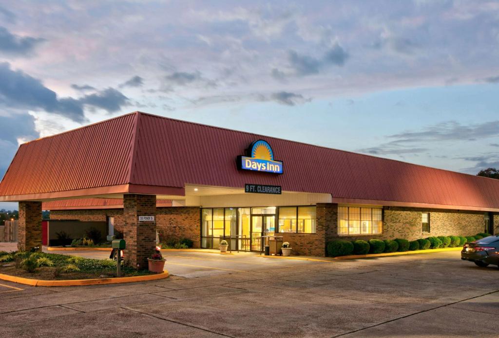 Days Inn by Wyndham Batesville - главное фото