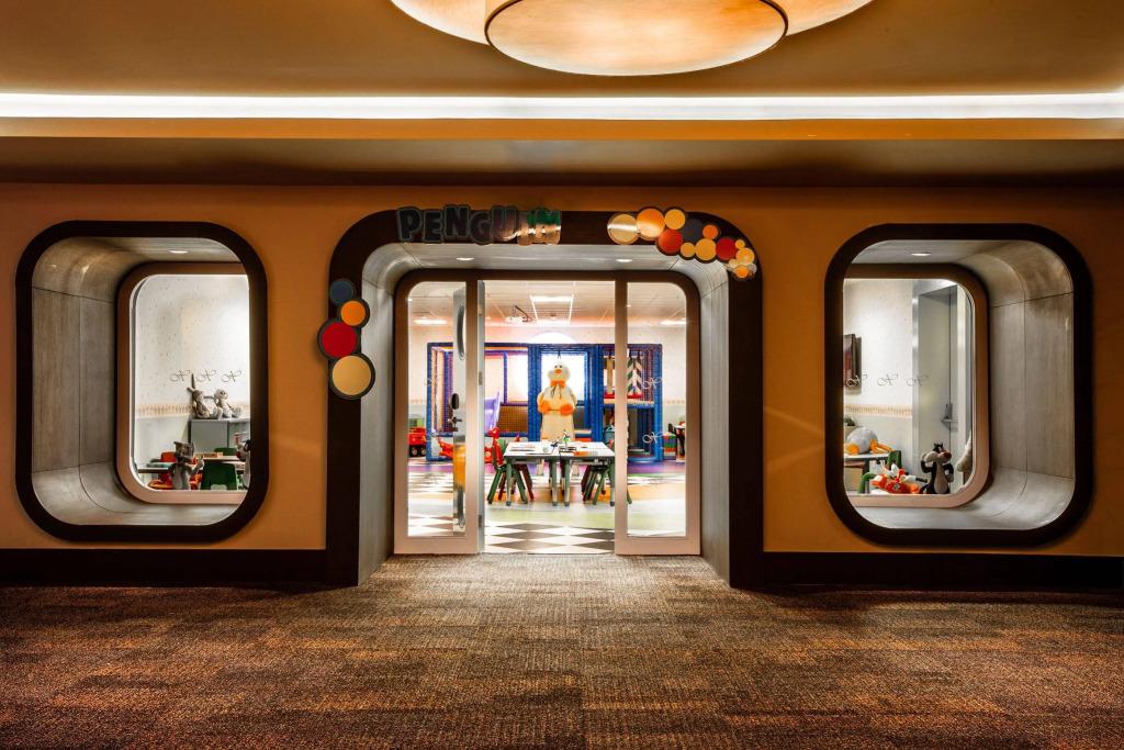 Sway Hotels - главное фото