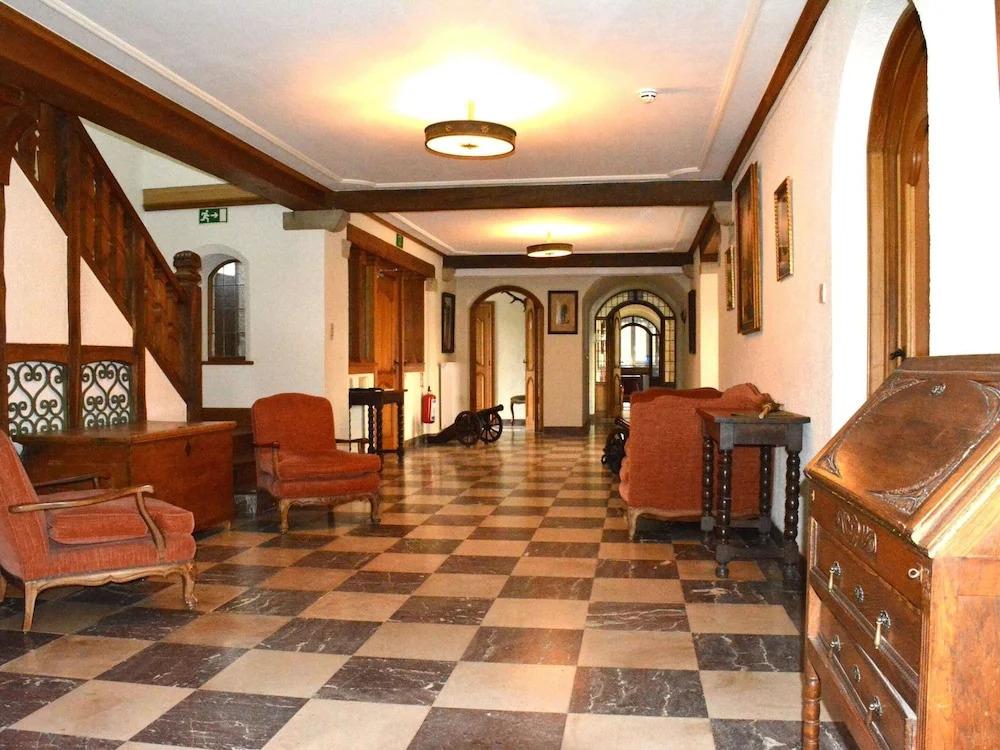 Beautiful Castle in Freux With Sauna - главное фото