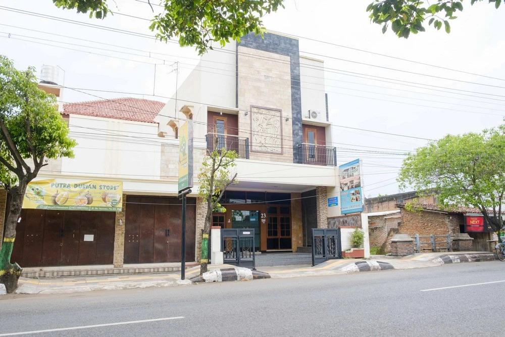 Homestay Griya Kinasih Syariah Pati Mitra RedDoorz - главное фото