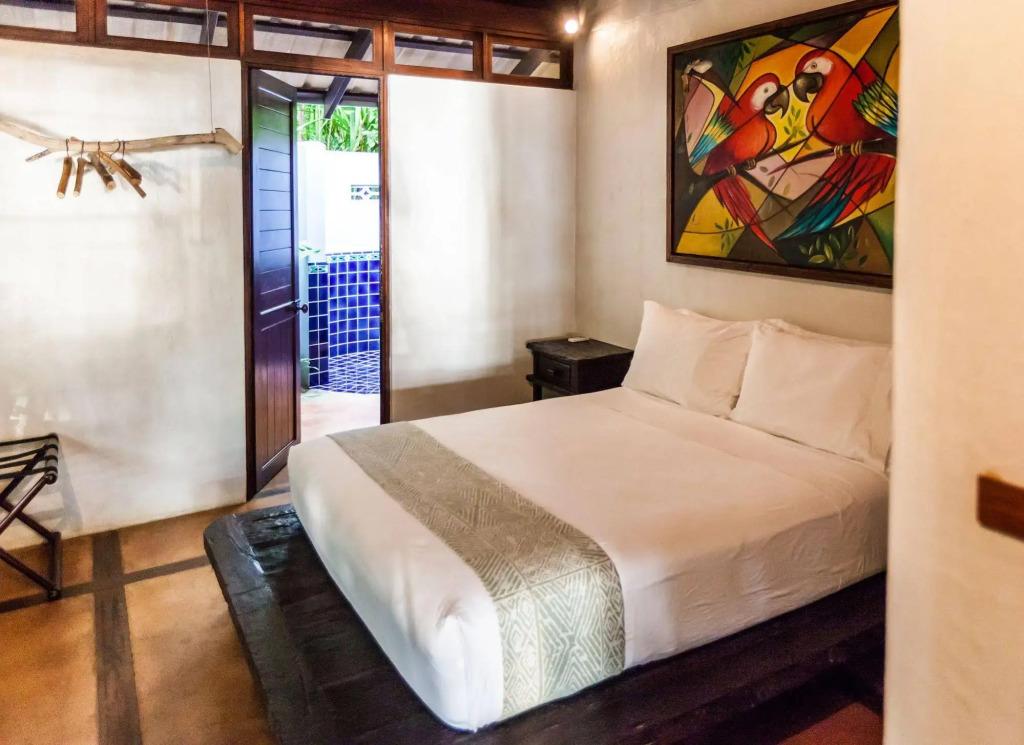 Latitude 10 Exclusive Beach Resort - главное фото