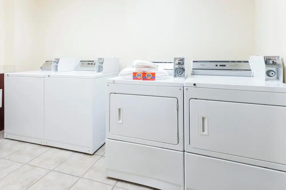 Super 8 Fort Saskatchewan - главное фото