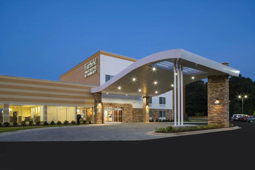 Fairfield Inn & Suites Batesville - главное фото