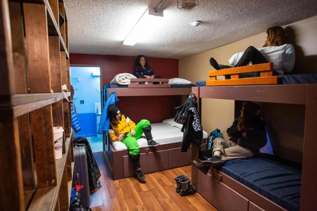 Raging Elk Adventure Lodging - главное фото