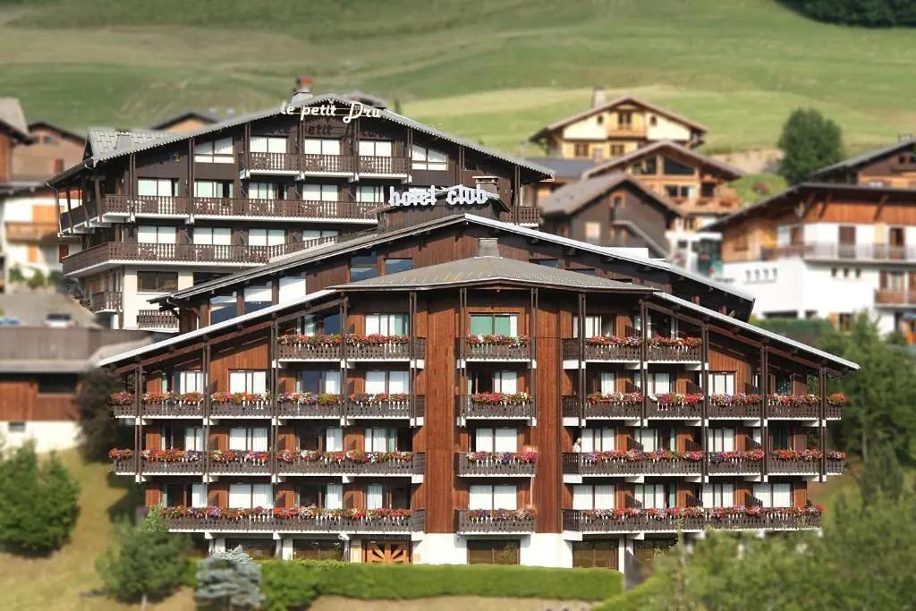 Hotel le Petit Dru - главное фото