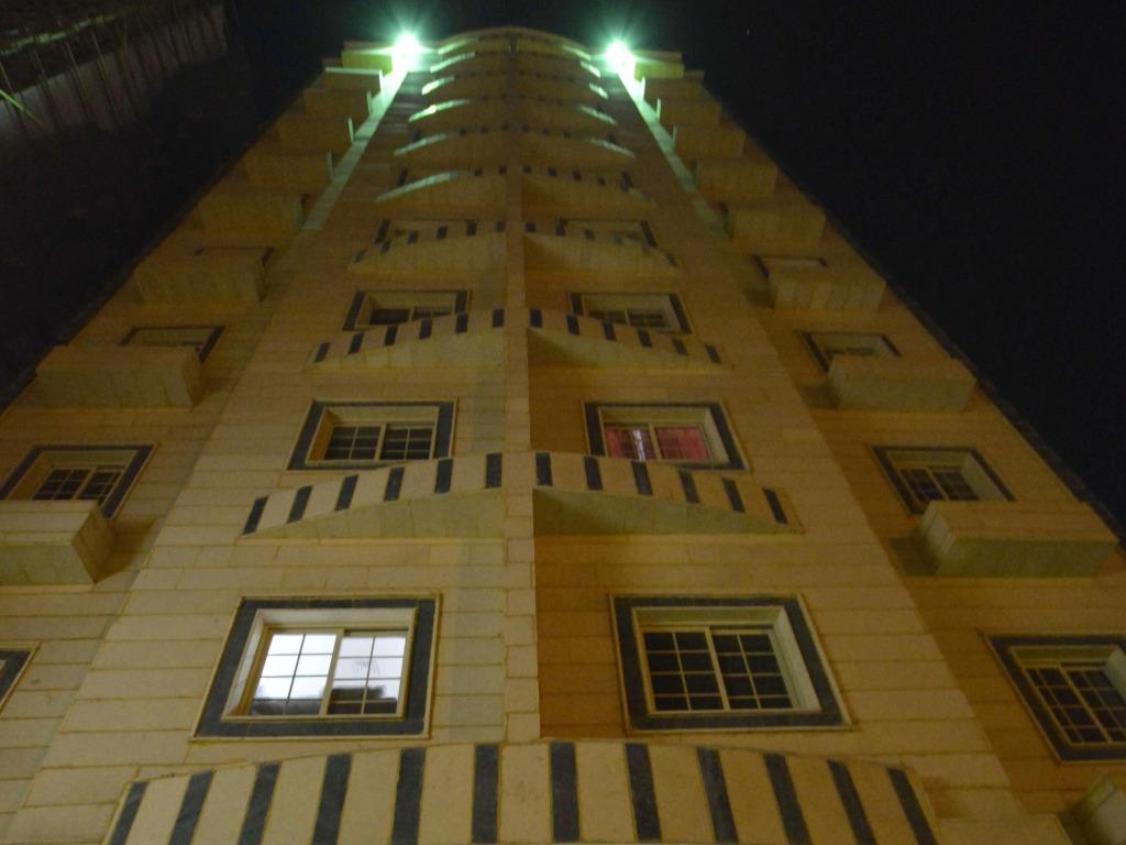 Leader Apartments 1 - главное фото