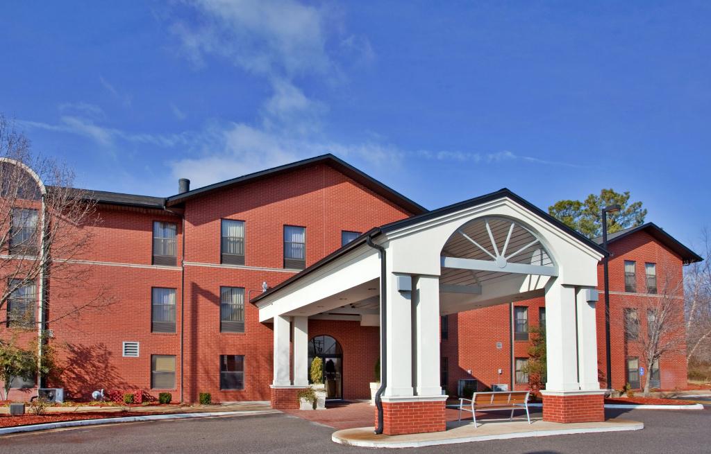 Holiday Inn Express & Suites Batesville by IHG - главное фото