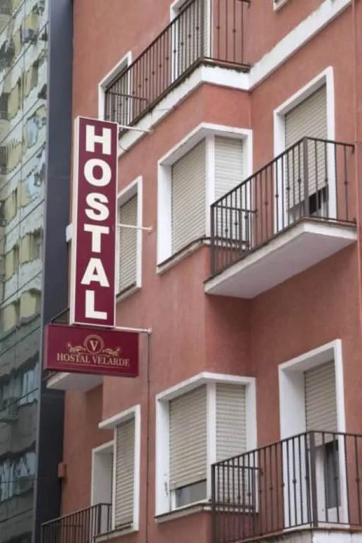 Hostal Velarde - главное фото