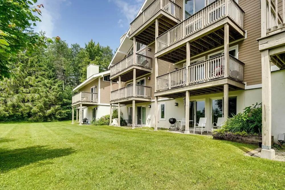 Adventure Home: Trails, Pool, Gym & Tennis Access - главное фото