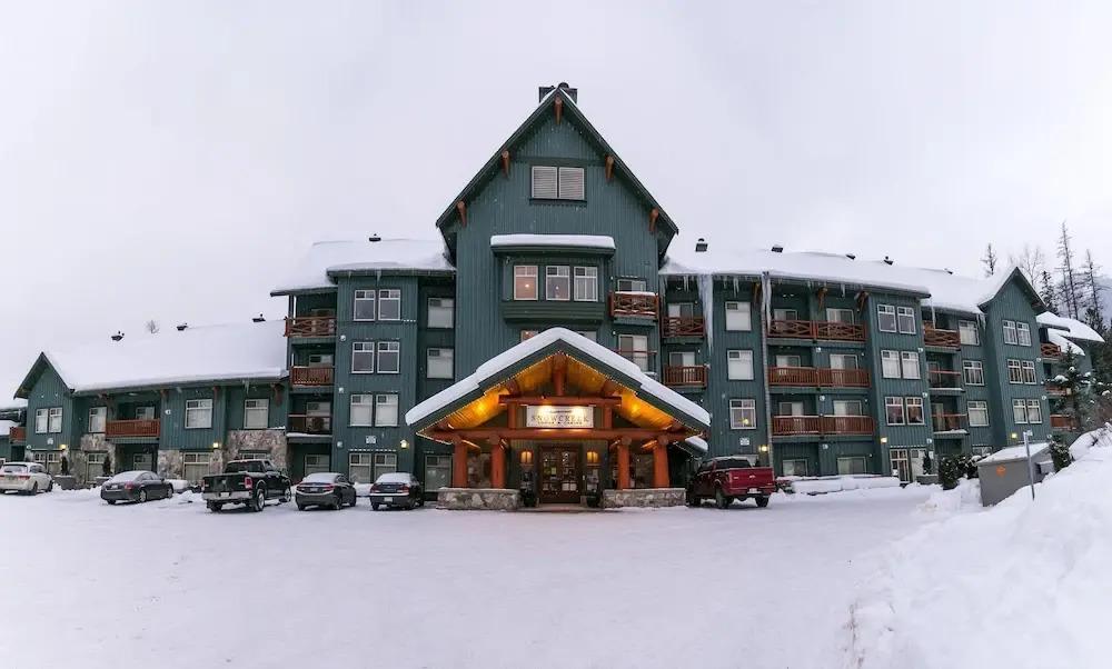 Snow Creek Lodge by Fernie Lodging Co - главное фото