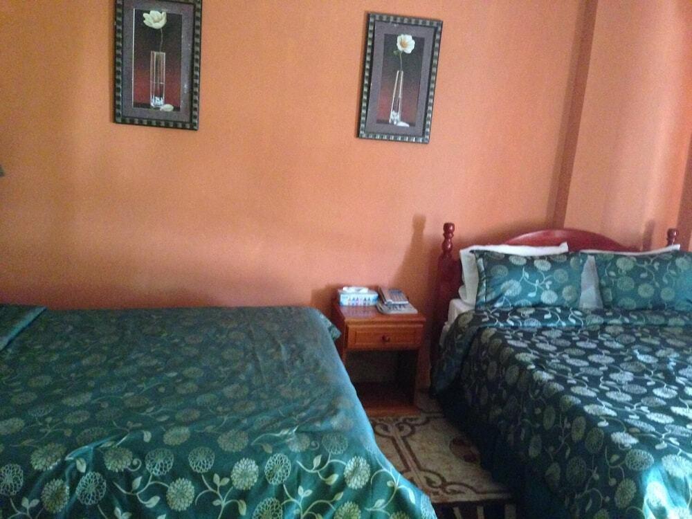 North Bay Inn - главное фото