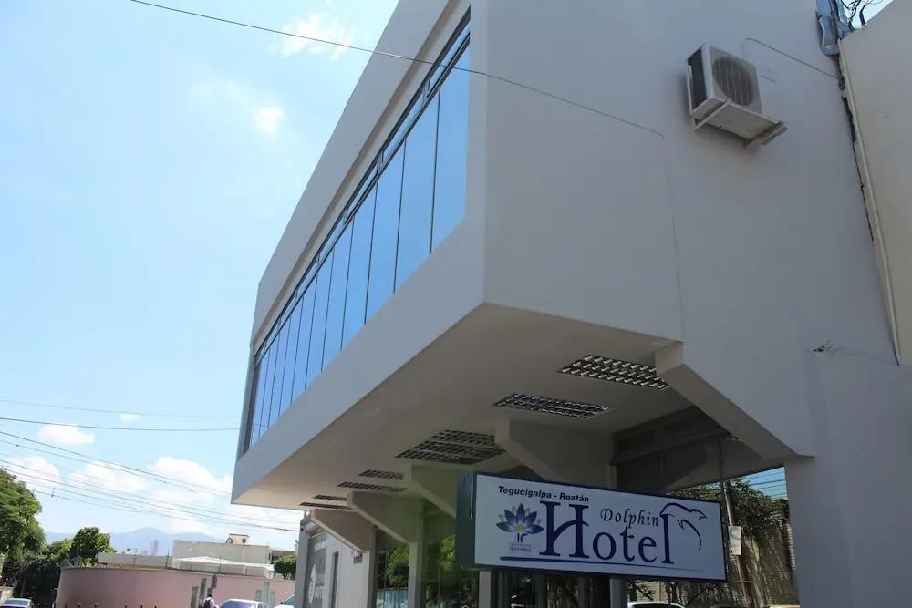 Dolphin Hotel - главное фото