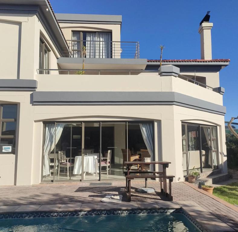 Alabaster Box B&B - главное фото