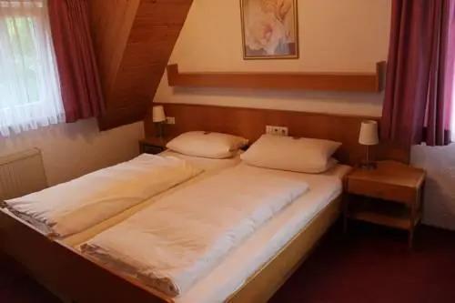 Waldhotel Eichenhof - главное фото