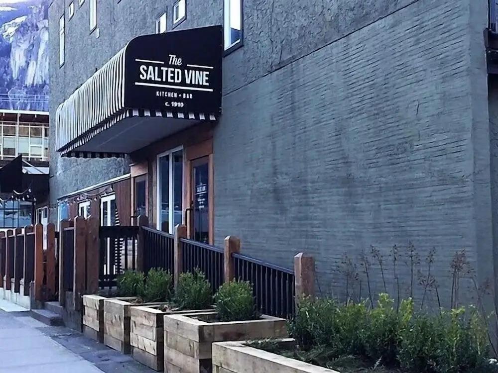 Hotel Squamish - главное фото