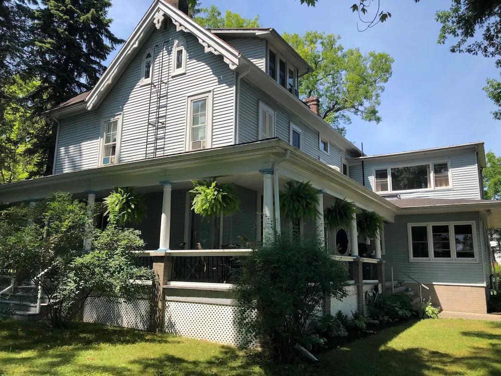 Waterside Inn - главное фото